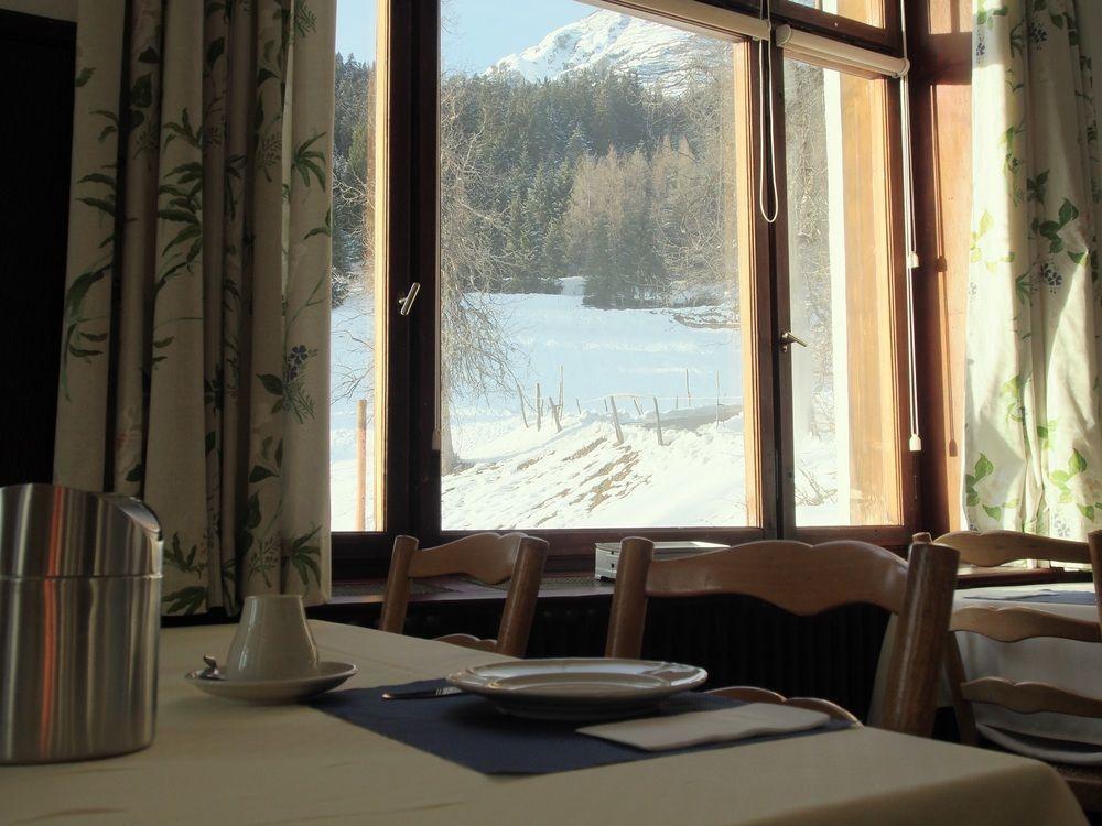 Hotel Alpina Davos Bagian luar foto